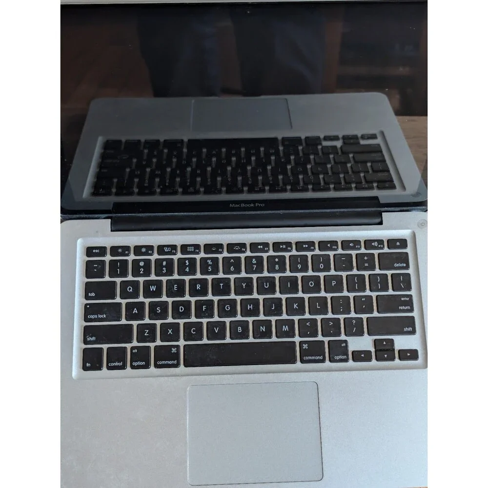 Apple macbook pro